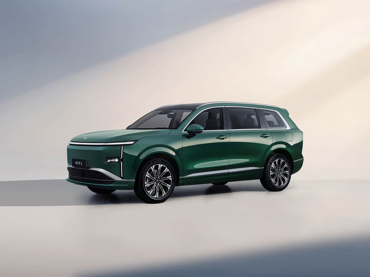 Qu’est-ce qui fait du Wuling Starlight L le PHEV 6 places longue portée idéal pour les familles ?